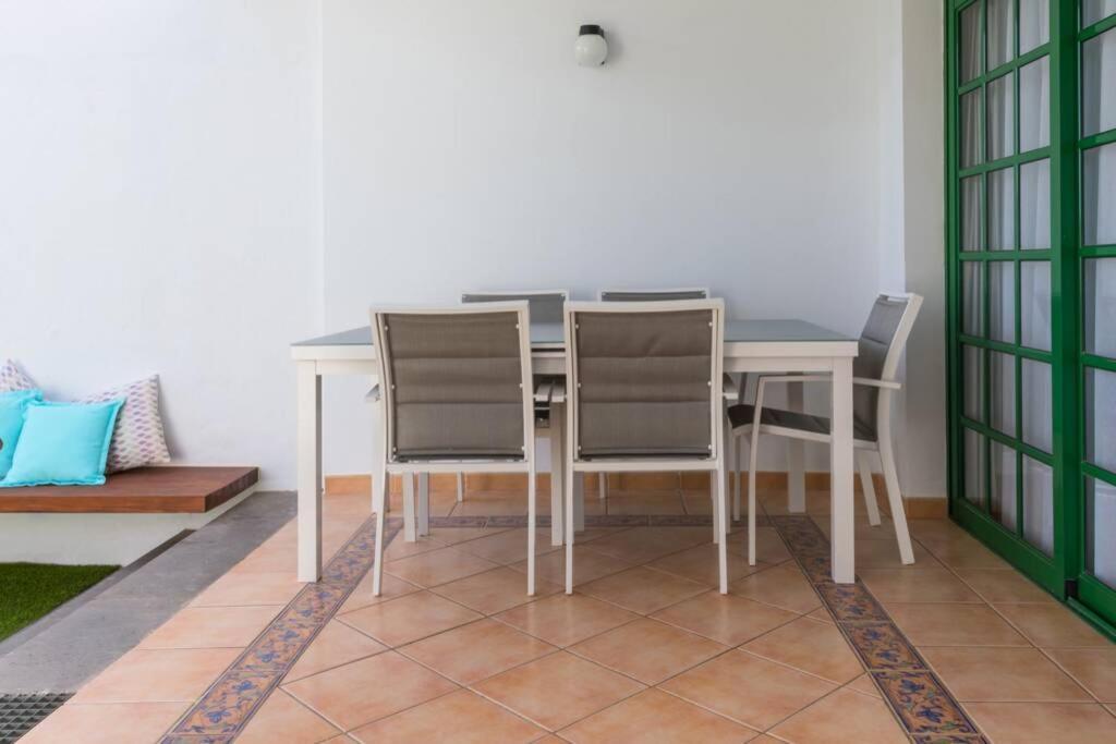 Duplex Con Jardin Y Buenas Vistas Apartment Maspalomas  Exterior photo